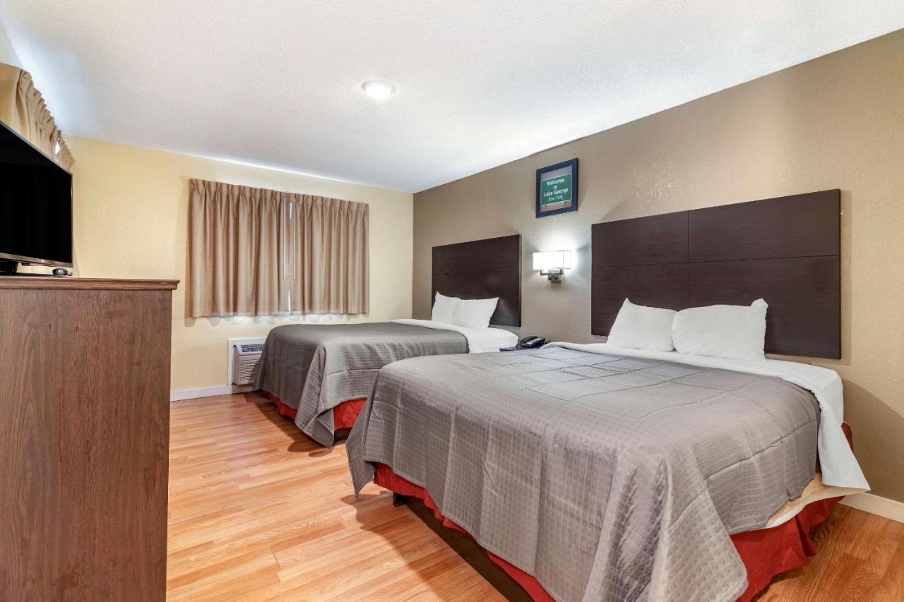 Rodeway Inn Lake George Outlets Zewnętrze zdjęcie