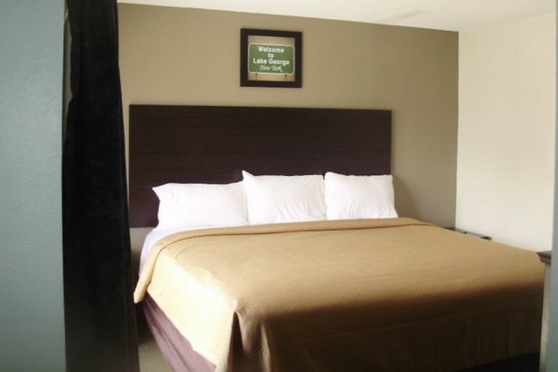 Rodeway Inn Lake George Outlets Zewnętrze zdjęcie